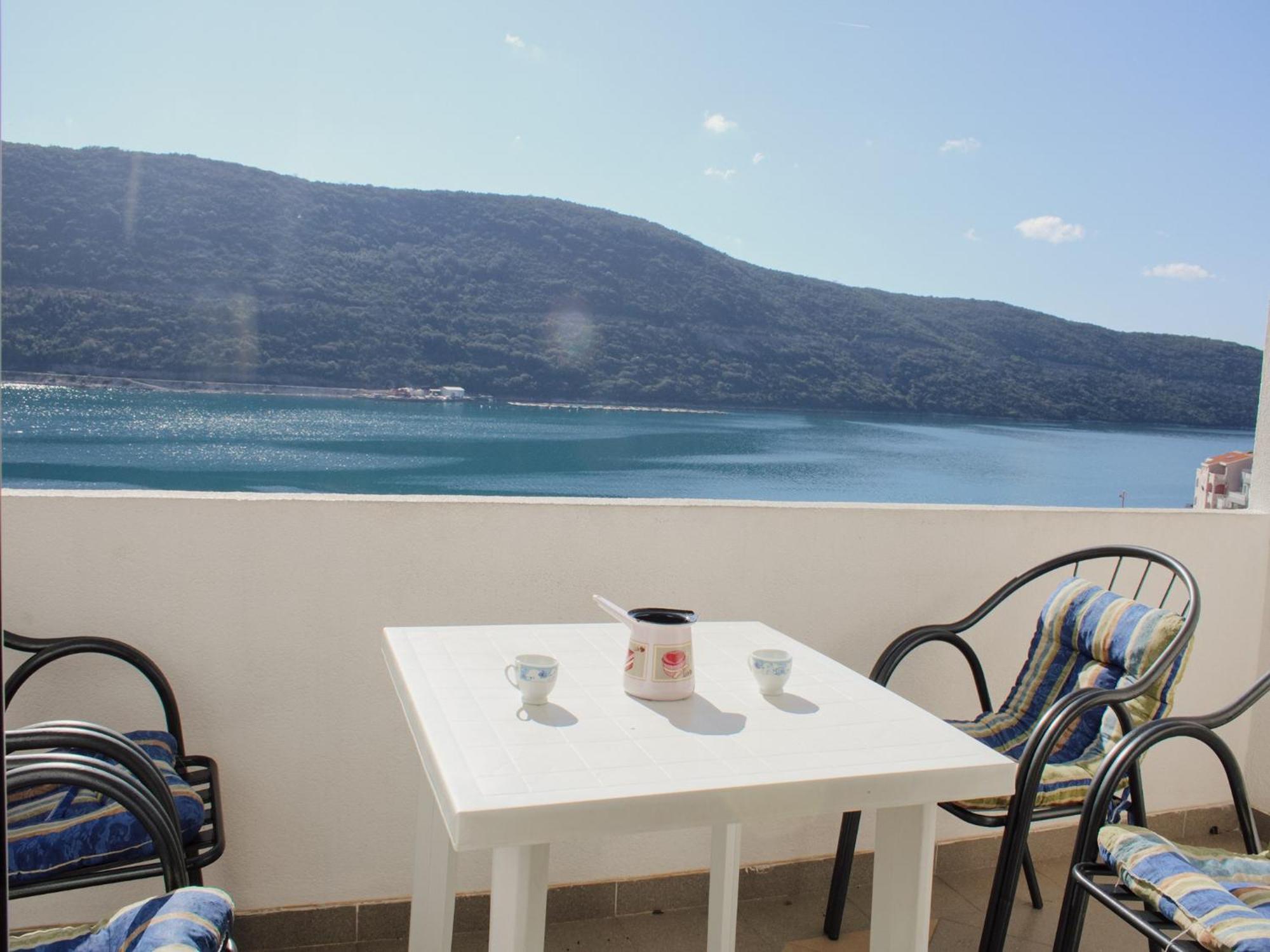 Apartments And Rooms Mato Neum Habitación foto